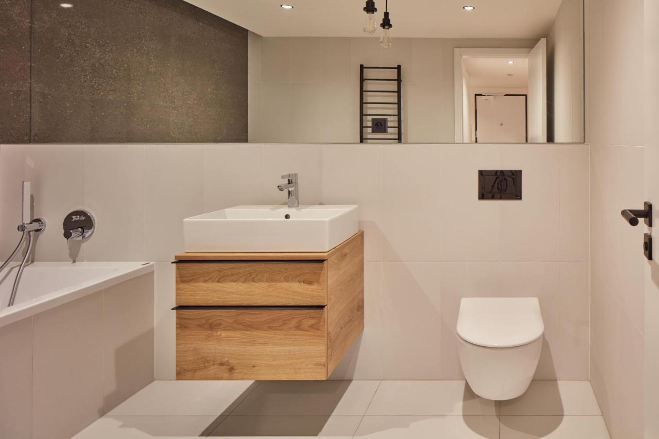 Prague Days - Designer Apts - Garage - Terrace - Easy City Access Extérieur photo