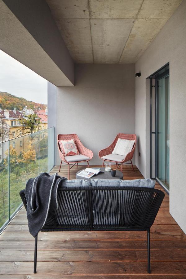 Prague Days - Designer Apts - Garage - Terrace - Easy City Access Extérieur photo