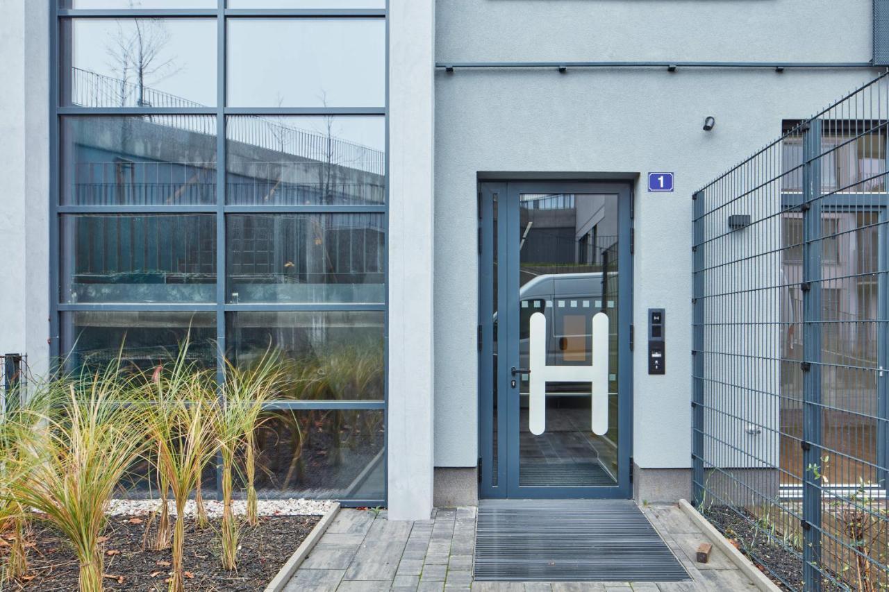 Prague Days - Designer Apts - Garage - Terrace - Easy City Access Extérieur photo